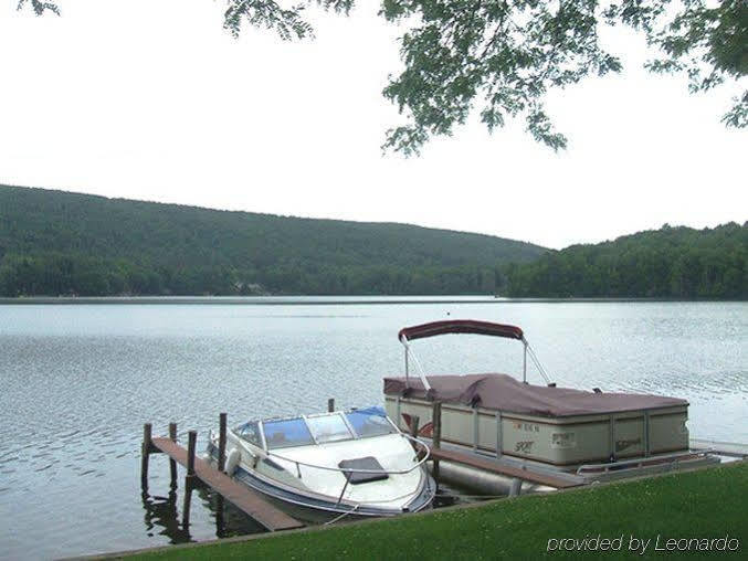 Red Carpet Inn On The Lake - โอนีออนตา สิ่งอำนวยความสะดวก รูปภาพ